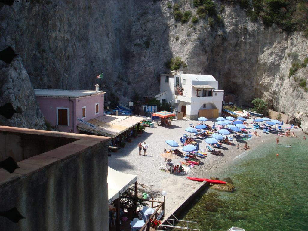 Côte Amalfitaine - Naples