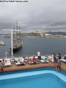 The first ever 100% gay French cruise (Bleu de France)