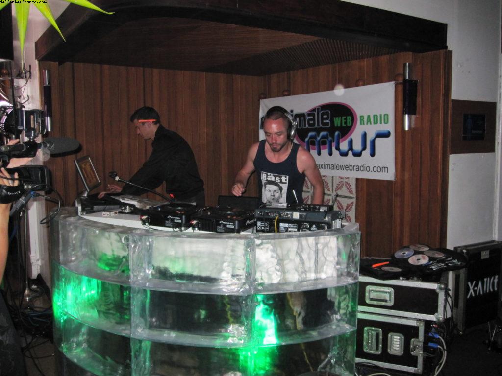 Underwear Party The first ever 100% gay French cruise (Bleu de France)