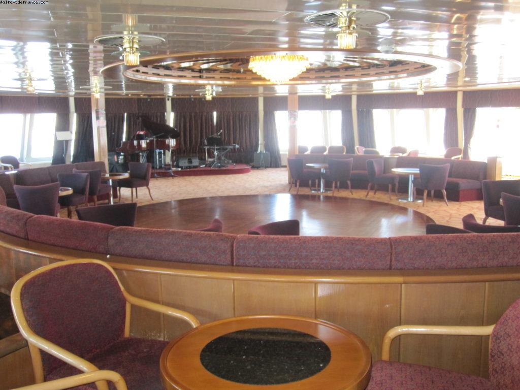 The first ever 100% gay French cruise (Bleu de France)