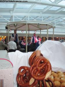 Pique-nique Allemand avec bradwurst - Notre 28eme croisière Atlantis (à bord de l'Eurodam)