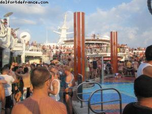 Beach ball Tea Dance- Notre 31eme croisière Atlantis (à bord du Liberty of the Seas) 