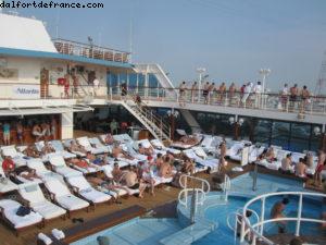 La Piscine - Notre 34eme croisière Atlantis (à bord de l'Azamara Quest)