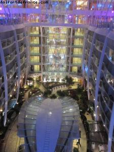 (Aft View - taken from the middle) - Notre 39eme croisière Atlantis (à bord de l'Allure of the seas)