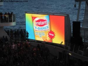 Instant Tea dance- Fête surprise - Aquatheater Suite #8330 - Notre 39eme croisière Atlantis (à bord de l'Allure of the seas)