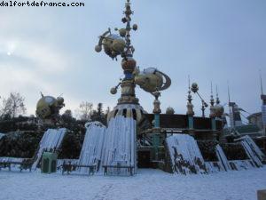 Disneyland Paris sous la neige