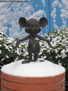 Disneyland Paris sous la neige