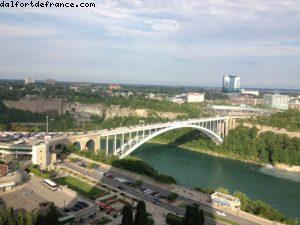 Pont de l'arc en ciel