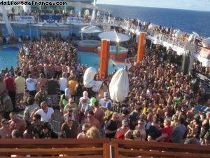 Dog Tag Tea Dance (Militaire) - Notre 44eme croisière Atlantis (à bord de l'Independance of the Seas)