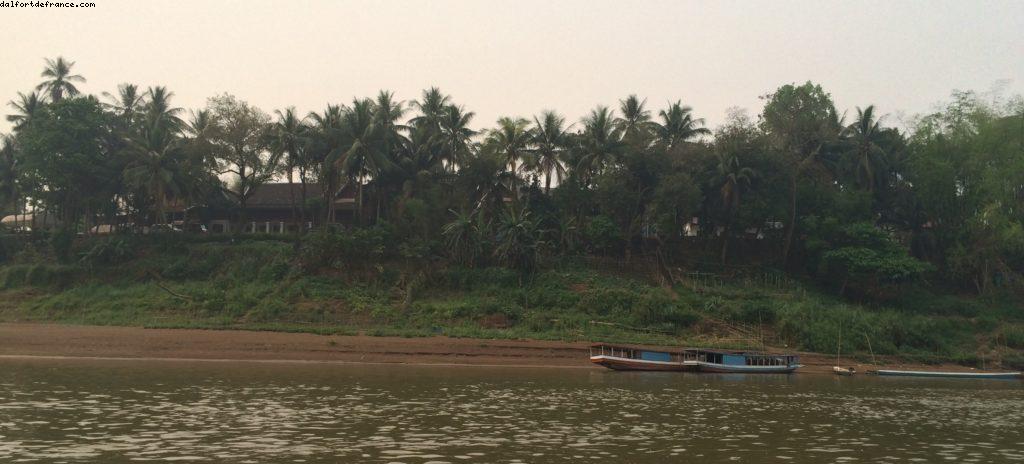 Mekong River cruise to Batu Cave- Luang Prabang