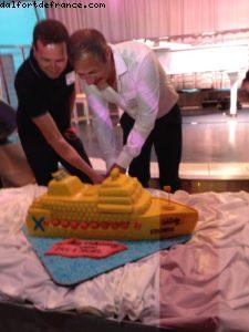Un gateau surprise pour célébrer notre 50eme Atlantis! - Atlantis Alumni Party - Notre 50eme croisière Atlantis (à bord du Celebrity Equinox)