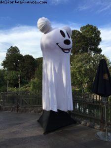 Halloween - Disneyland - Los Angeles