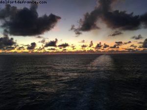 Coucher de soleil chez Rich's - Notre 51eme croisière Atlantis (à bord du Golden Princess)