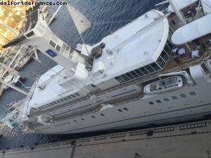 On est juste à côté du Club Med 2