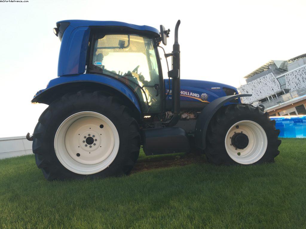 New Holland (1346) - Expo - Milan