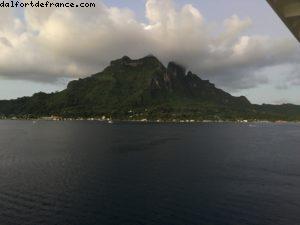 Magnifique coucher de soleil sur Bora Bora (Vue du bateau)