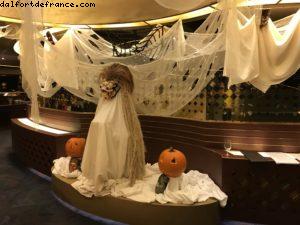 Trick or Treats - La nuit d'Halloween - Tout le bateau a été redécoré - Notre 60eme croisière Atlantis (à bord du Westerdam)