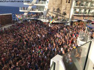 Players Tea Dance - Aquatheatre suite #8730 - Notre 61eme croisière Atlantis (à bord de l'Allure of the Seas)