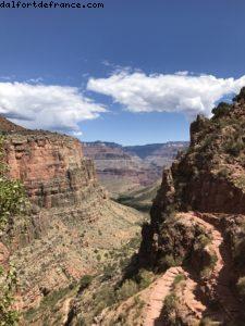 Randonnée sur la piste 'Bright Angel Trail' - Rive Sud - Grand Canyon Village