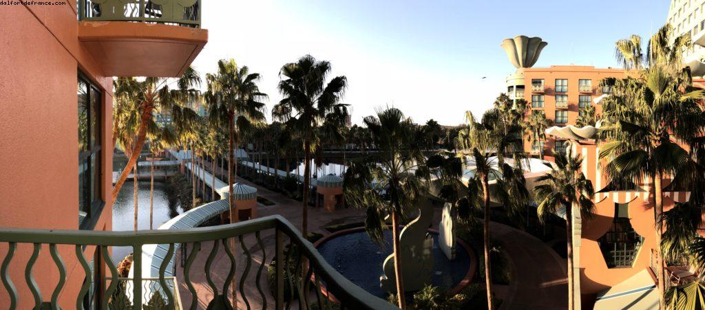 Dolphin Hotel - Walt Disney World