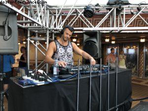 Instant Tea Dance - Journée en mer - Traversée de la mer de Tasmanie - Notre 65eme croisière Atlantis (à bord du Noordam)