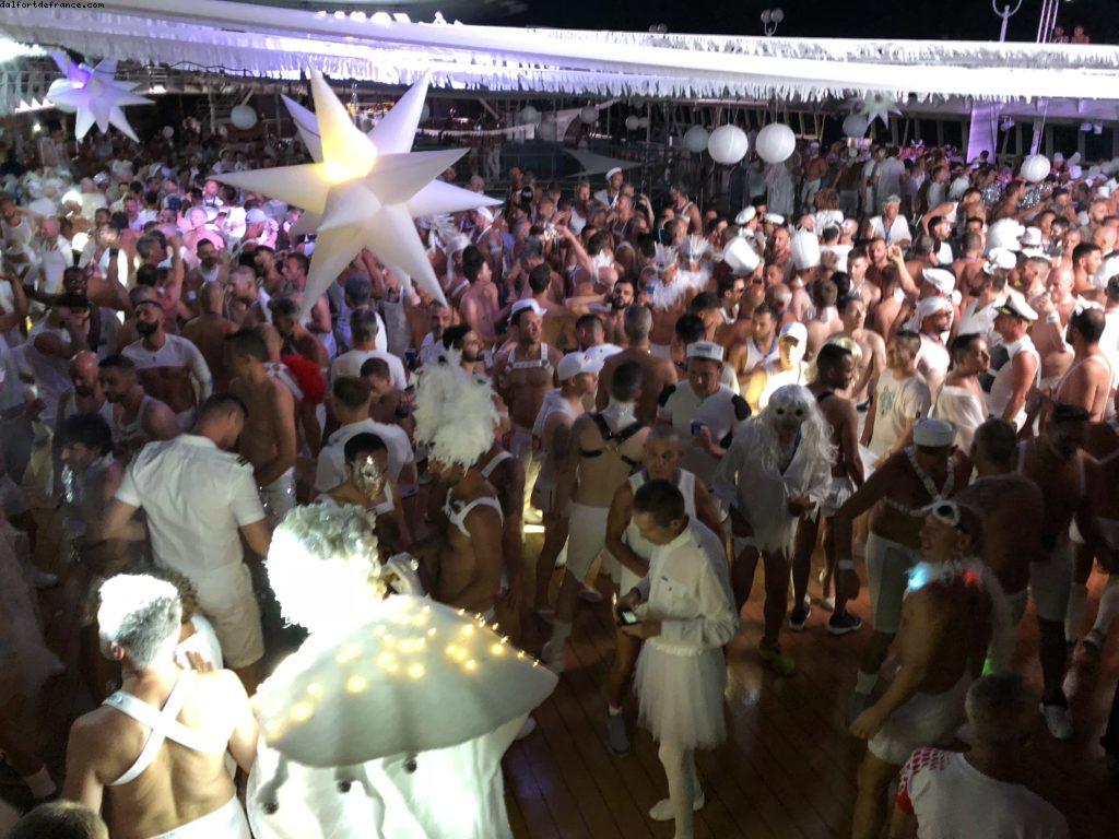 White Party - Notre première 'The Cruise' (La Démence) (à bord du Sovereign) 