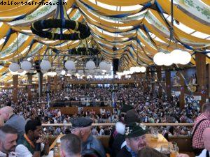 Le Dimanche gay - Tente Pschorr Bräurosl - Fête de la bière - Munich