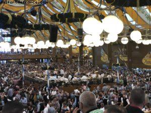 Le Dimanche gay - Tente Pschorr Bräurosl - Fête de la bière - Munich