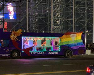 Atlantis et Virgin Voyage Bus - 50eme anniversaire des émeutes de Stonewall - Ville de New York 