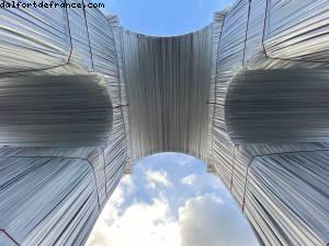 Arc de triomphe wrapped by Christo - Paris, France