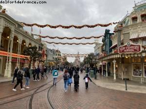 Confinement #2 - Dernières heures avant la re-fermeture - Disneyland Paris, France