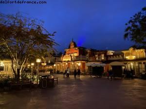 Confinement #2 - Dernières heures avant la re-fermeture - Disneyland Paris, France