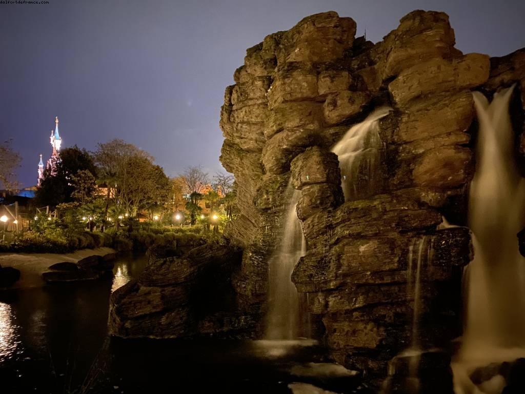 Confinement #2 - Dernières heures avant la re-fermeture - Disneyland Paris, France