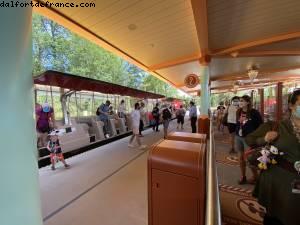 Nouvelle zone avec Cars road Trip - Réouverture après 3eme confinement - Disneyland Paris, France