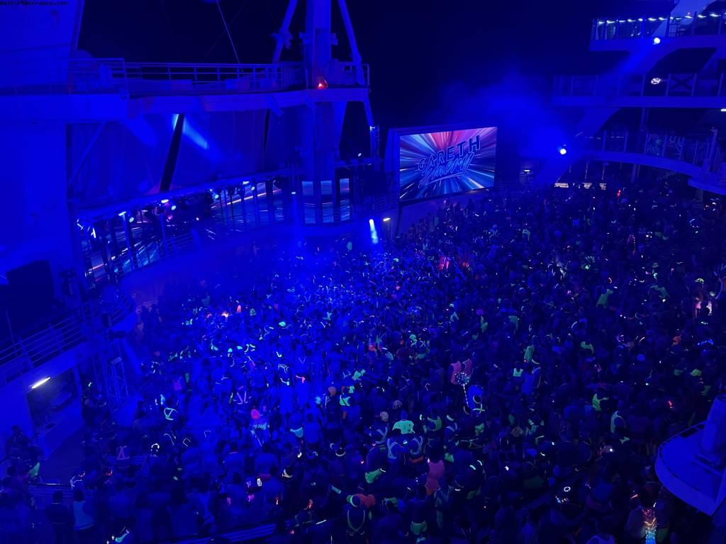 EDM- Gareth Emery - Oasis of the Seas