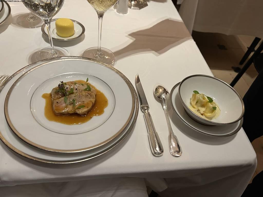 Nous fêtons le 26eme anniversaire de notre couple - L Ambroisie - Paris,France