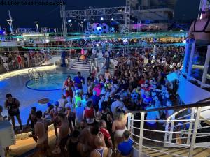 Sports party - La Demence cruise - Regal Princess