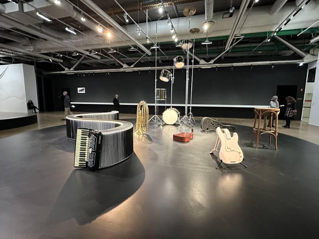 Expo Christian Marclay - Beaubourg - Paris, France