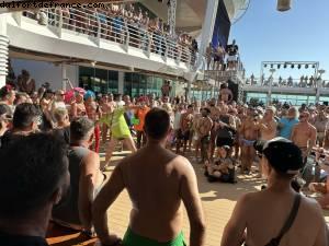 Purse toss contest - The Cruise - Explorer of the seas