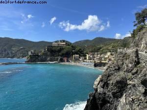 Hiking from Monterosso to Vernazza - Atlantis Med Cruise - Odyssey of the Seas