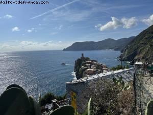 Hiking from Vernazza to Cornignlia (Cinque Terre) - Atlantis Med Cruise - Odyssey of the Seas