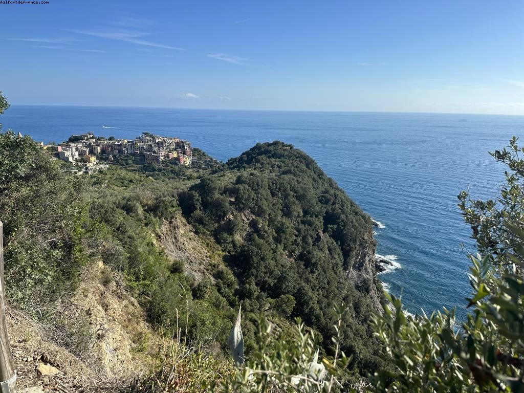 Hiking from Vernazza to Cornignlia (Cinque Terre) - Atlantis Med Cruise - Odyssey of the Seas