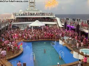 Pink Party - Atlantis Singapore to Bangkok cruise