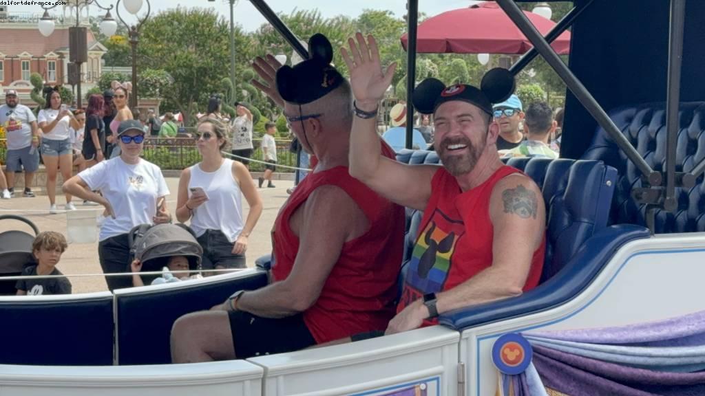 Parade - Magic kingdom - Gaydays - Walt Disney World