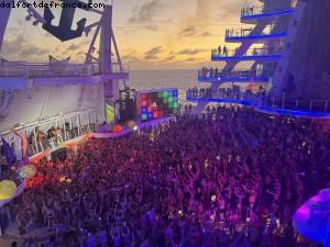 Disco tea dance - Atlantis Allure of the Seas