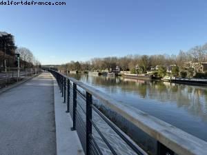 New walking path on the Marne River- Paris est Marne et Bois