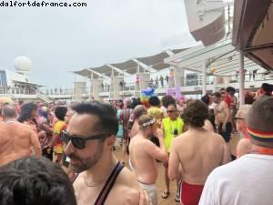 Disco - Atlantis Hong Kong to Singapore cruise